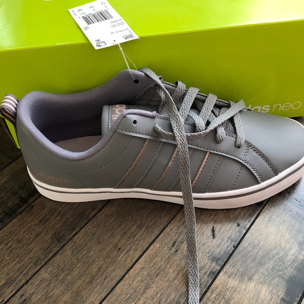 New adidas vs pace shoes size 7.5